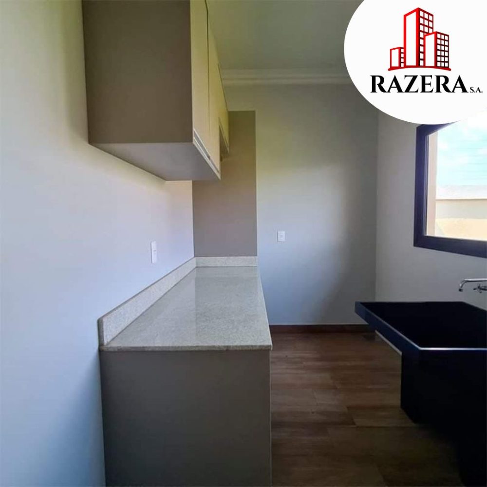 xr:d:DAFGy0az9UU:9,j:31075787020,t:22071914